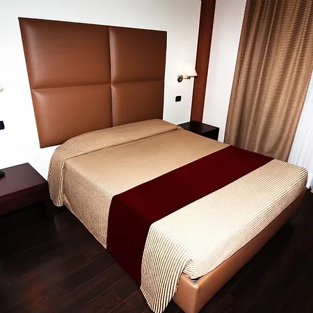 Hotel Ristorante Giada 3*